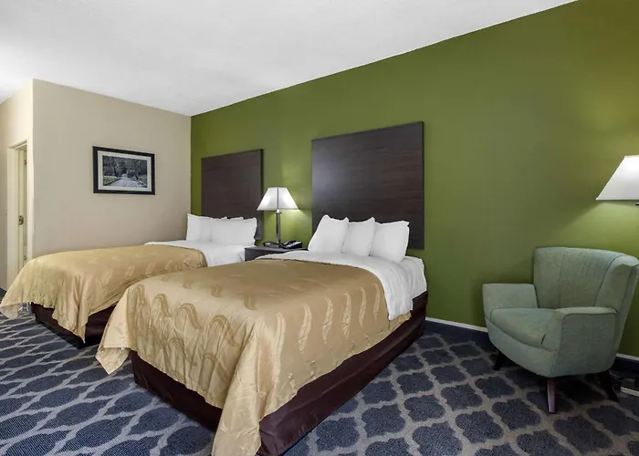Kingstree Hotels