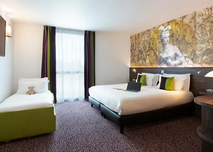 Plaisir Hotels