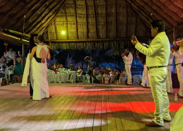 Roberto'S Bistro Hotel Troncones