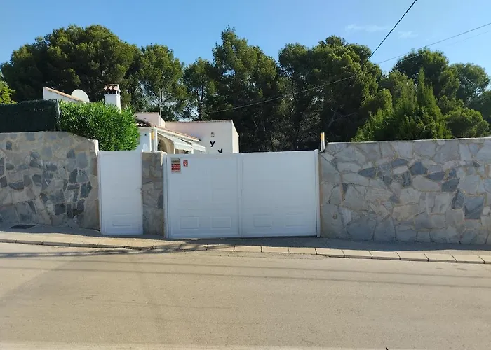 El Romarel Bed & Breakfast