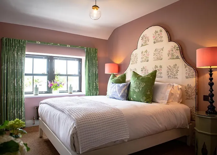 Cowbridge Hotels