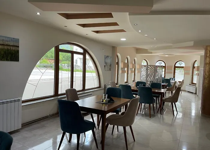 Plav Hotels