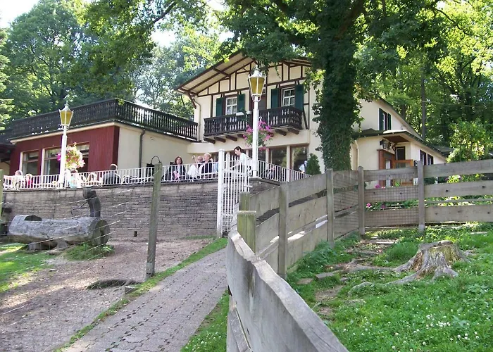 Hotels in Engelskirchen