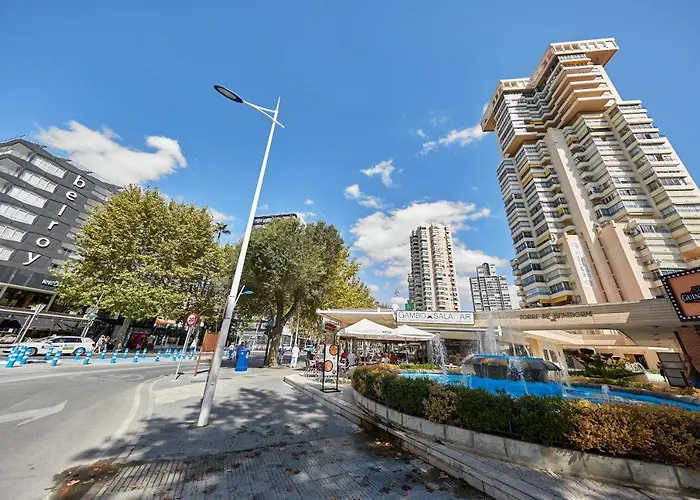 Sonrisa Deluxe Apartments, Levante