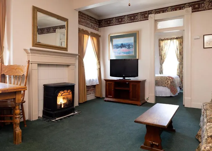 Best 17 Spa Hotels in Port Townsend for a Relaxing Getaway