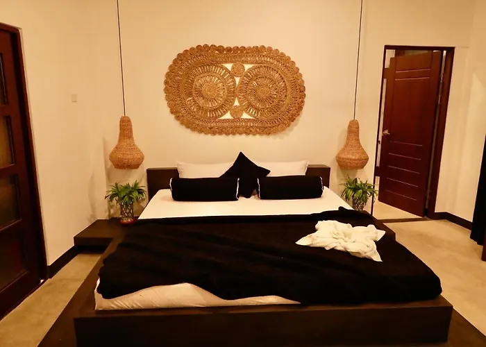 Hotels in Ahangama