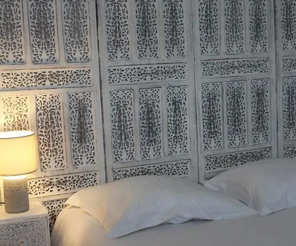 Hotel Le XIV Pontorson