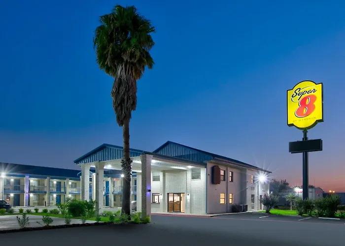 Victoria Hotels