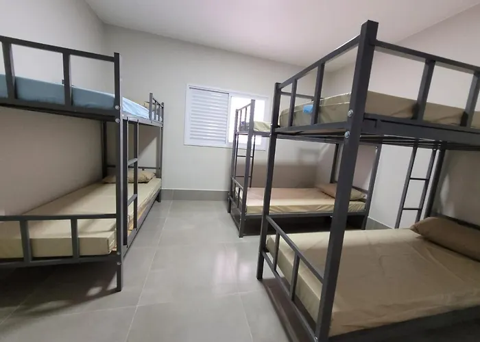 ALOJAMENTO SUPER CONFORTÁVEL EM UBERABA! Quartos para até 6 pessoas!
