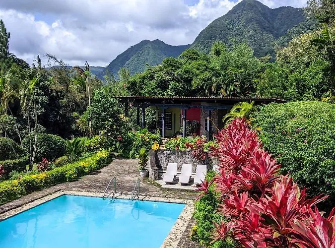 El Valle de Anton Hotels