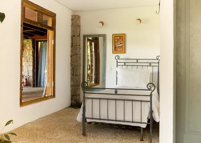 Feiticeira Guesthouse Ilhabela