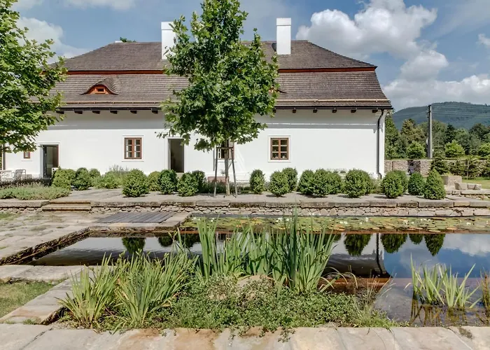 Celadna Hotels