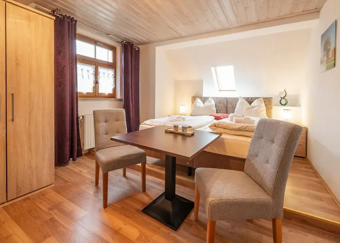 Landhotel Gasthof Stern Goessweinstein