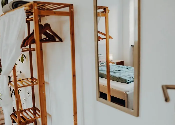 Mayen, Baeckerstr, Privatzimmer Nr1, Innenstadt, Naehe Nuerburgring & Burg Eltz, Gemeinschaftsbad