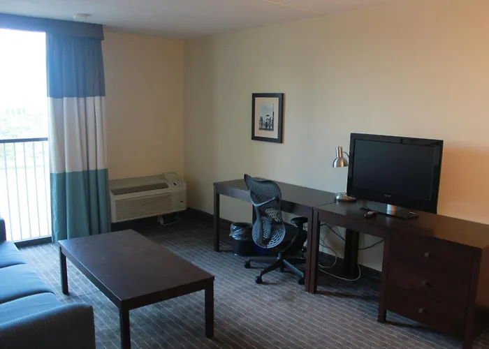 Edward Hotel North York