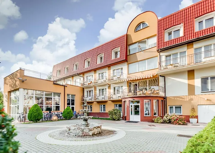 Hotel Jantar Rewal