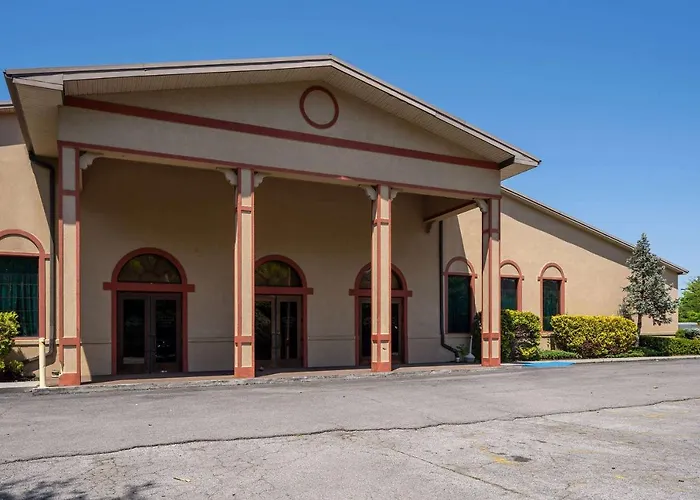 Days Inn By Wyndham Pigeon Forge South