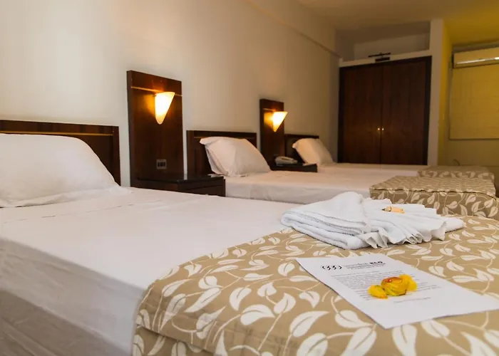 Elo Hotels Express Maringá