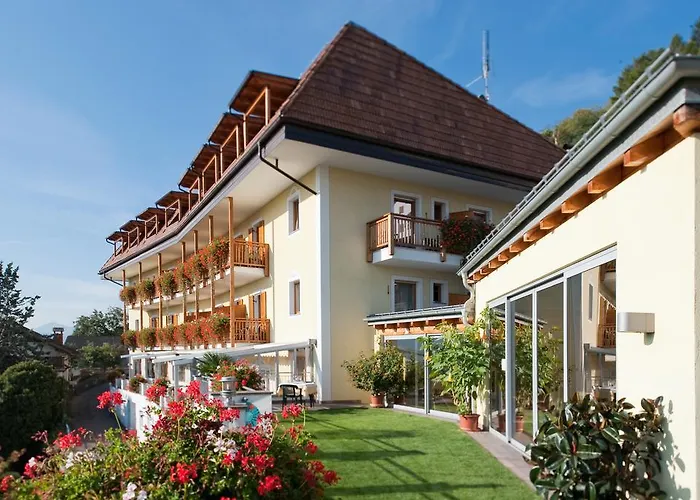 Hotels in Barbian
