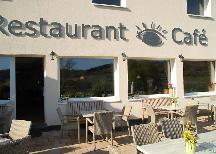 Hotels in Schalkenmehren
