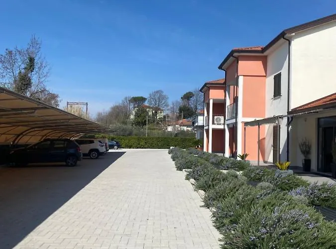 Aparthotel RTA La Pineta Sarzana