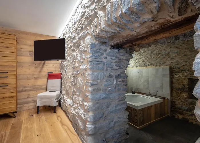 Hotel Les Plaisirs D'Antan Jovencan
