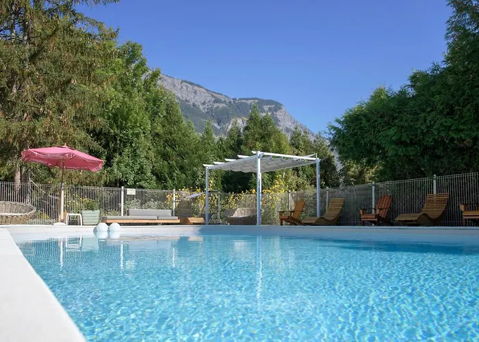 Hotels in Le Bourg-dʼOisans