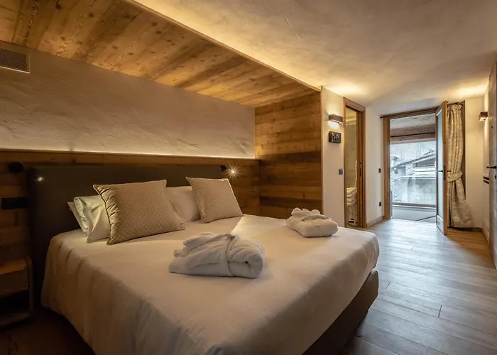 Hotel Les Plaisirs D'Antan Jovencan