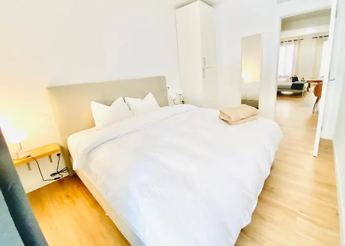 Hotel Apartment With 2-En Suite Bedrooms