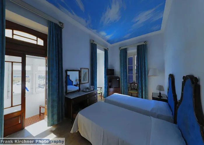Hotel Castille La Valette