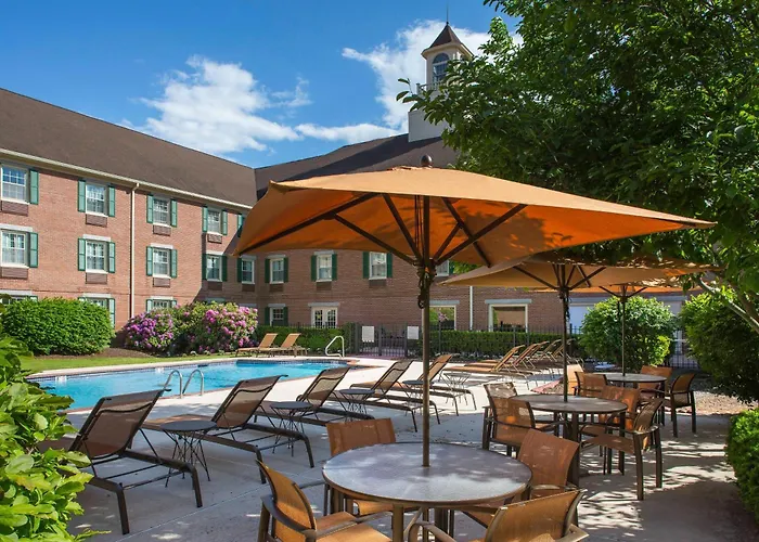 Lowell Hotels