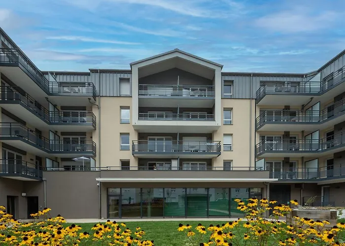 Aparthotel Domitys L'Horologia à Cluses