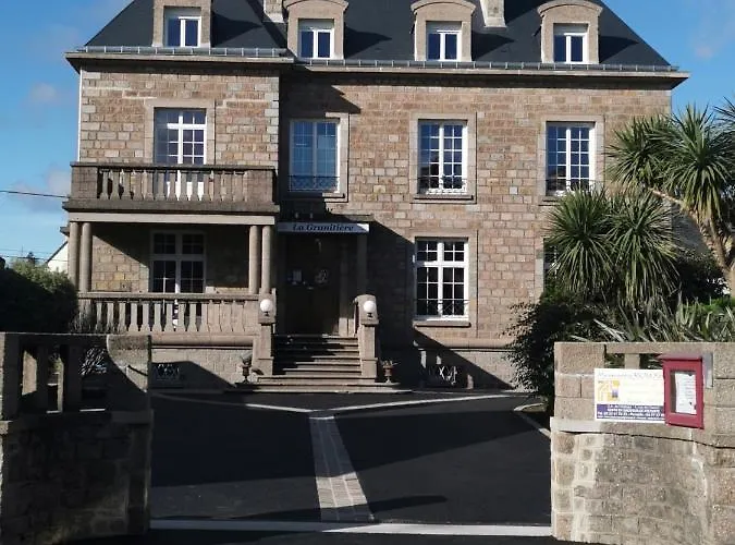 La Granitiere Maison de Charme Saint-Vaast-la-Hougue