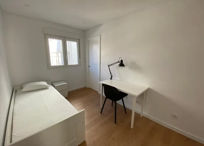 Carcavelos Beach Walking Distance Room Oeiras