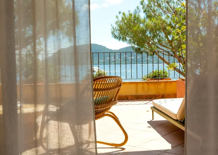 Hôtels de golf à Porto-Vecchio (Corsica)