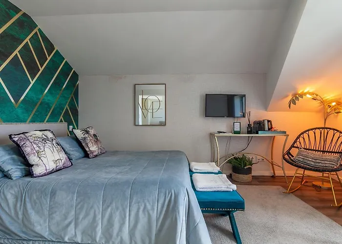 Urbana Homes By Home Sweet Home Aveiro