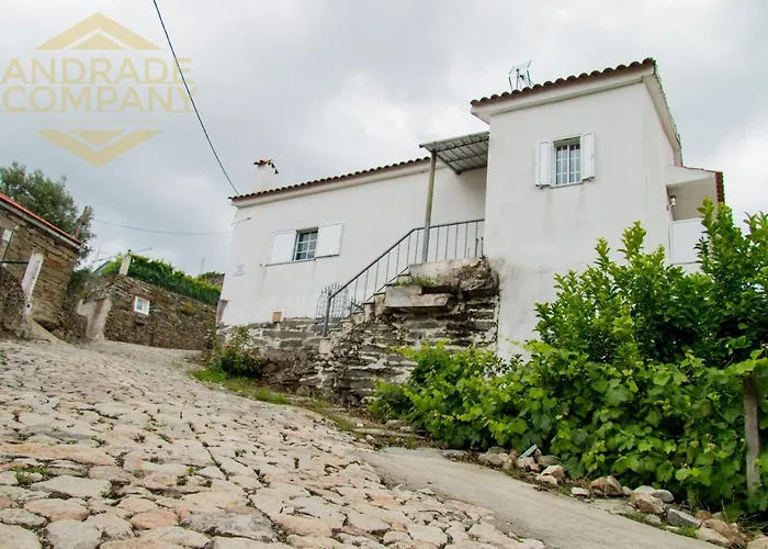 Casa Da Calcada Guest House