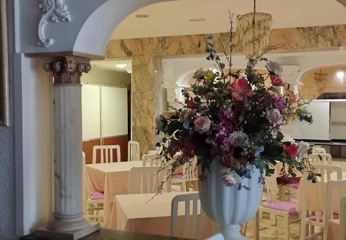 Hotel Hvalles Malgrat de Mar