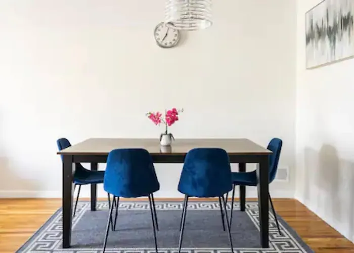 Ruby Suites 2A