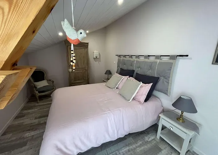 Le Jardin Du Dolaizon: Chambre Rouge Gorge Le Puy-en-Velay