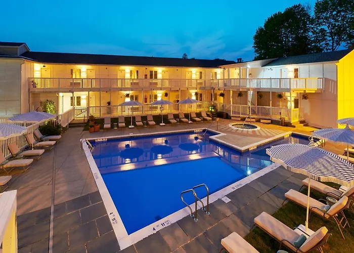 Greenporter Hotel