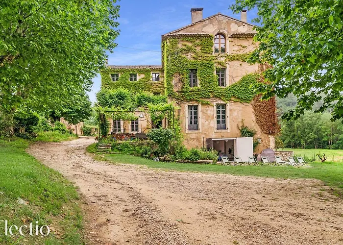 Hotel Parenthèse en Luberon à Rustrel