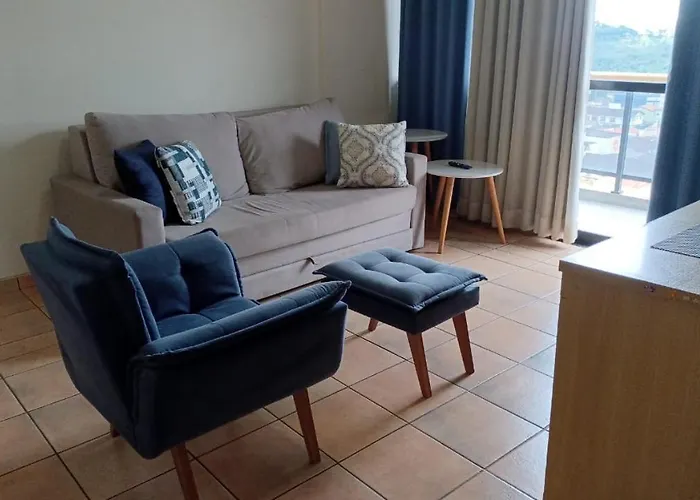 APARTAMENTO EM HOTEL NO CENTRO DE ARAXÁ - 801 - com estaciomamento