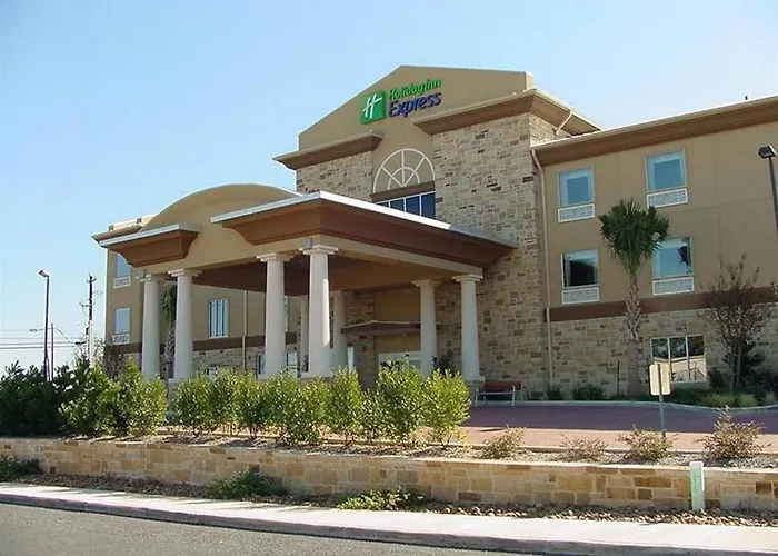 Holiday Inn Express & Suites Fredericksburg By Ihg