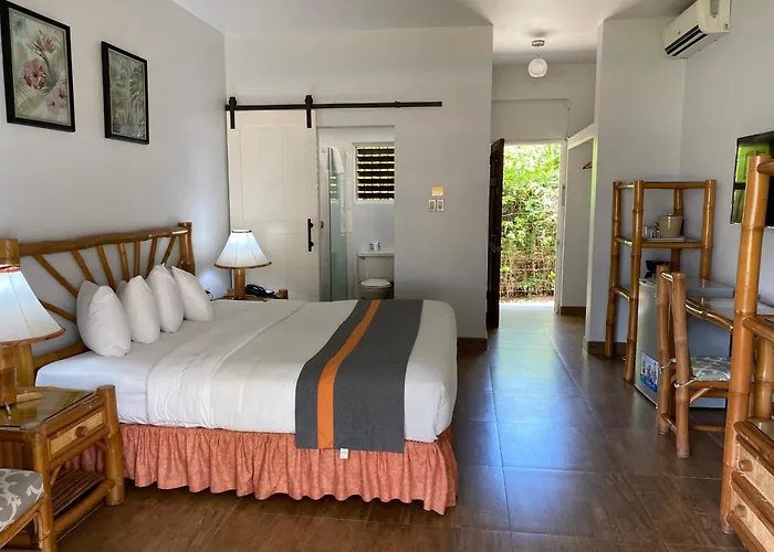 Montego Bay 3 Star Hotels