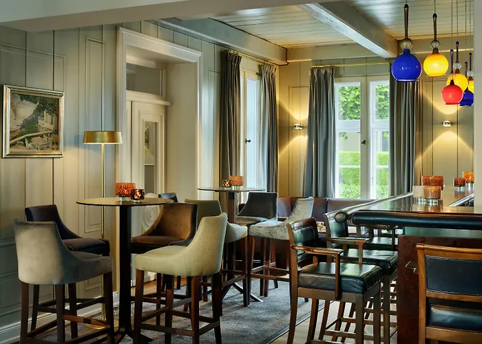 Hotel Louis C Jacob, Hamburg, Autograph Collection