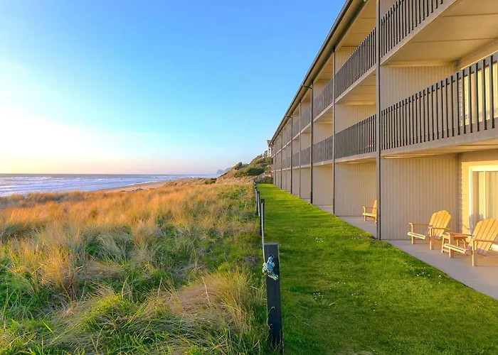 Lincoln Sands Oceanfront Resort, An Ascend Collection Hotel