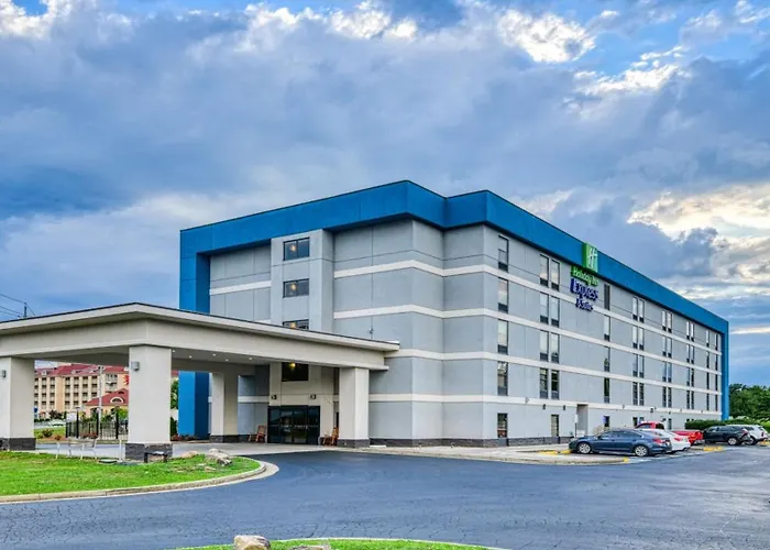 Holiday Inn Express Hotel & Suites Pigeon Forge By Ihg