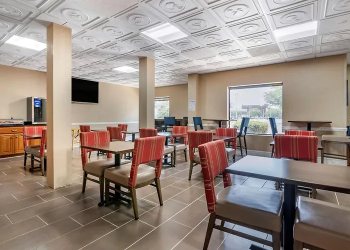 Comfort Inn & Suites Statesboro - University Area