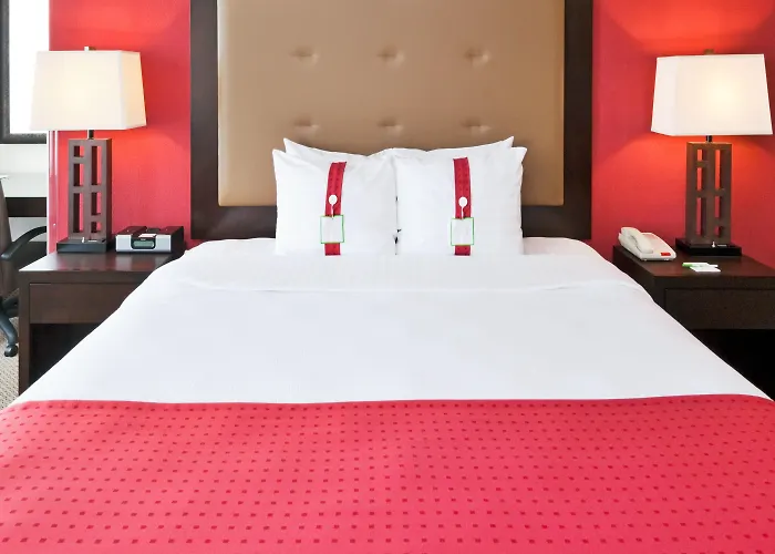 Bellmead Hotels